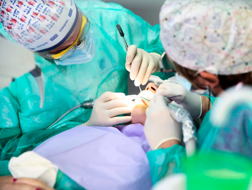 Regeneración Dental Avanzada con PRP en Madrid
